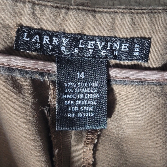 Larry Levine Khaki pants, Size 14 - Picture 2 of 4